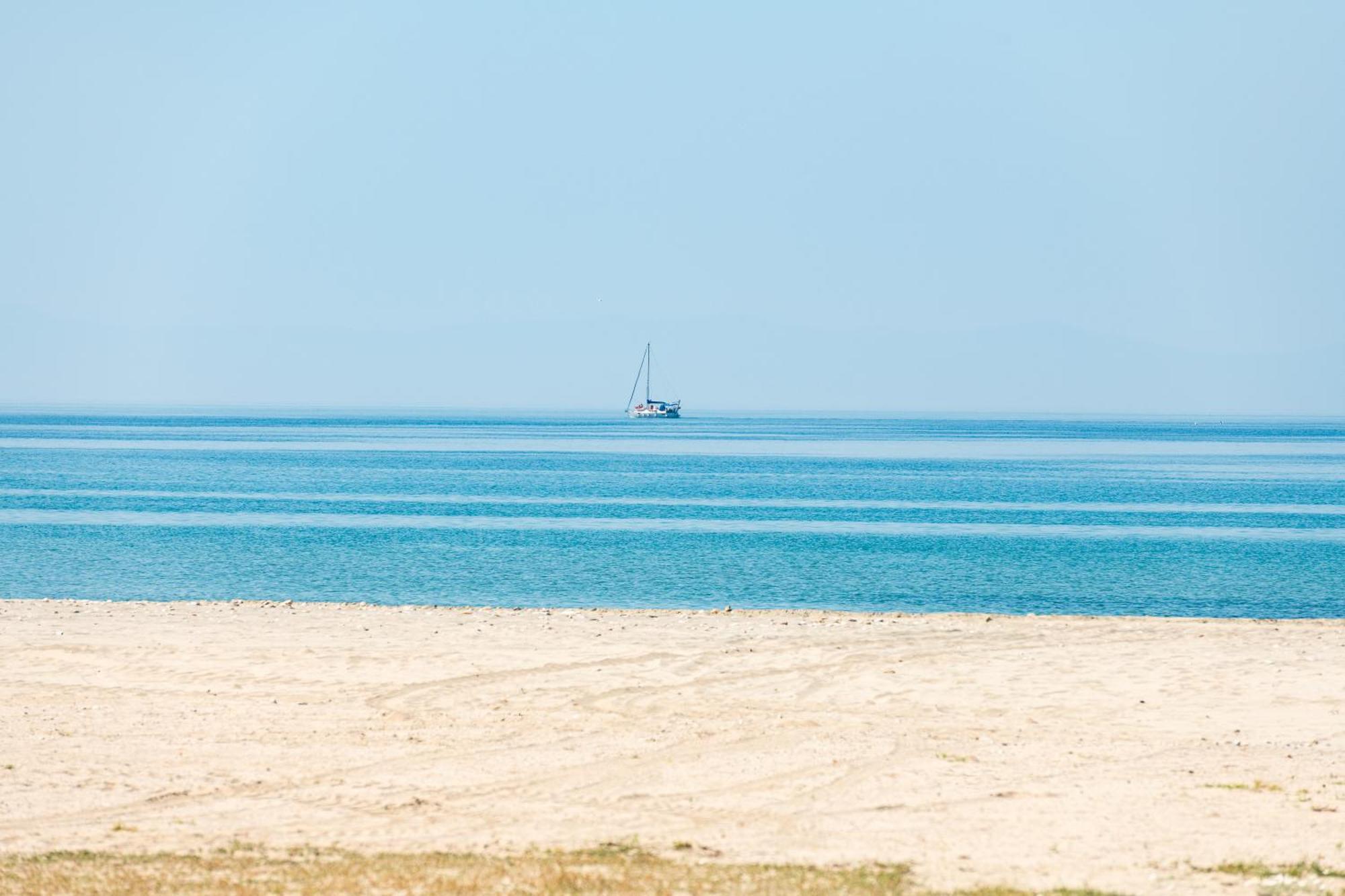 Olivento Beach Front Suites بوتوس المظهر الخارجي الصورة
