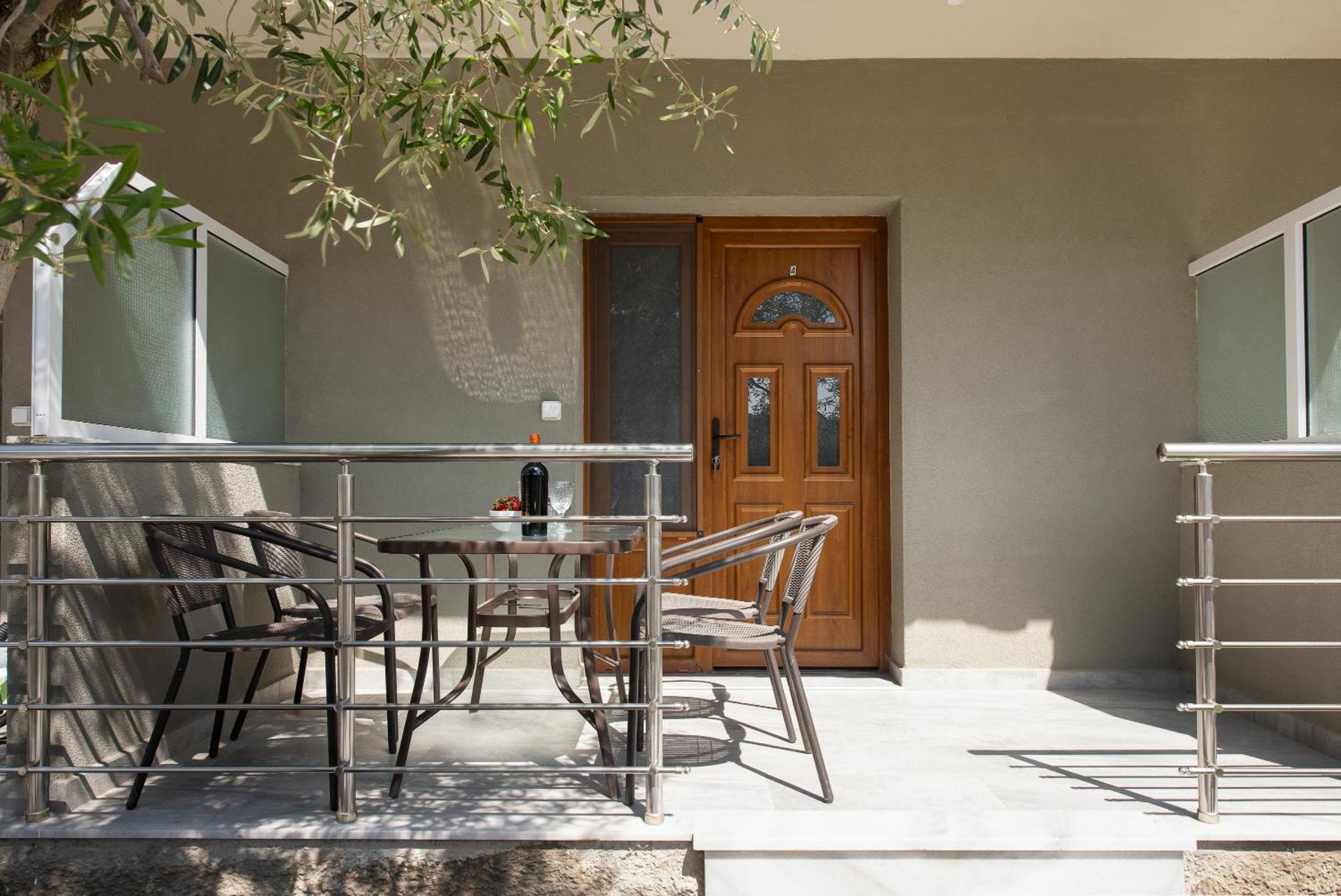 Olivento Beach Front Suites بوتوس المظهر الخارجي الصورة