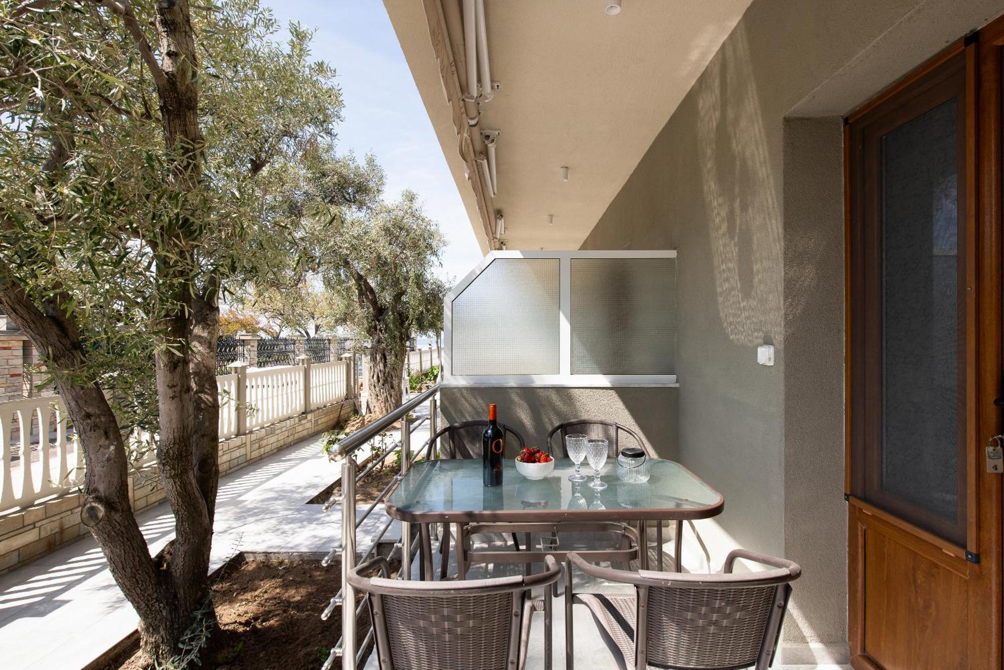 Olivento Beach Front Suites بوتوس المظهر الخارجي الصورة