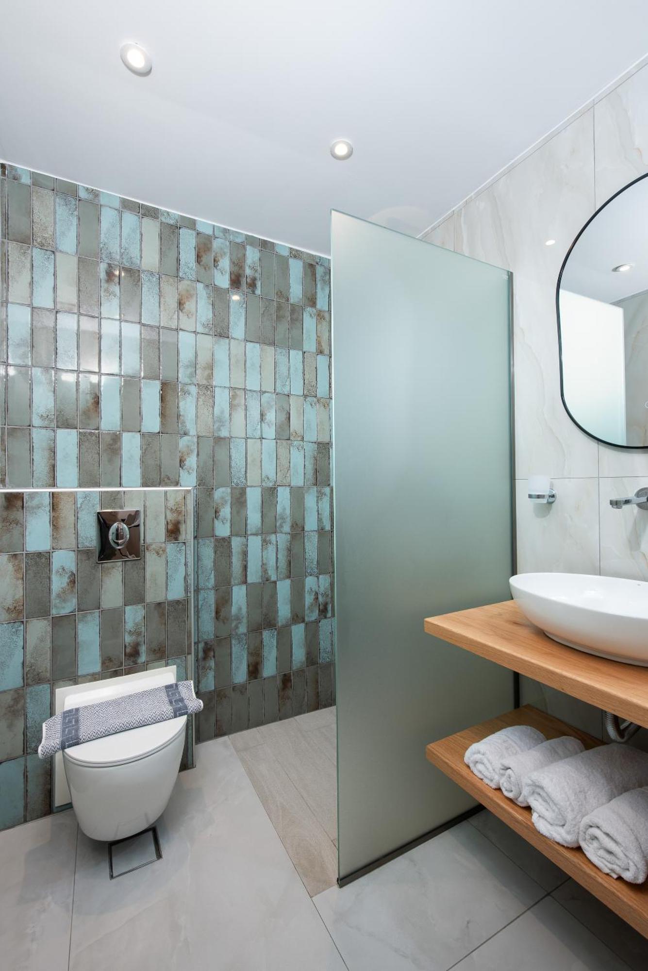 Olivento Beach Front Suites بوتوس المظهر الخارجي الصورة