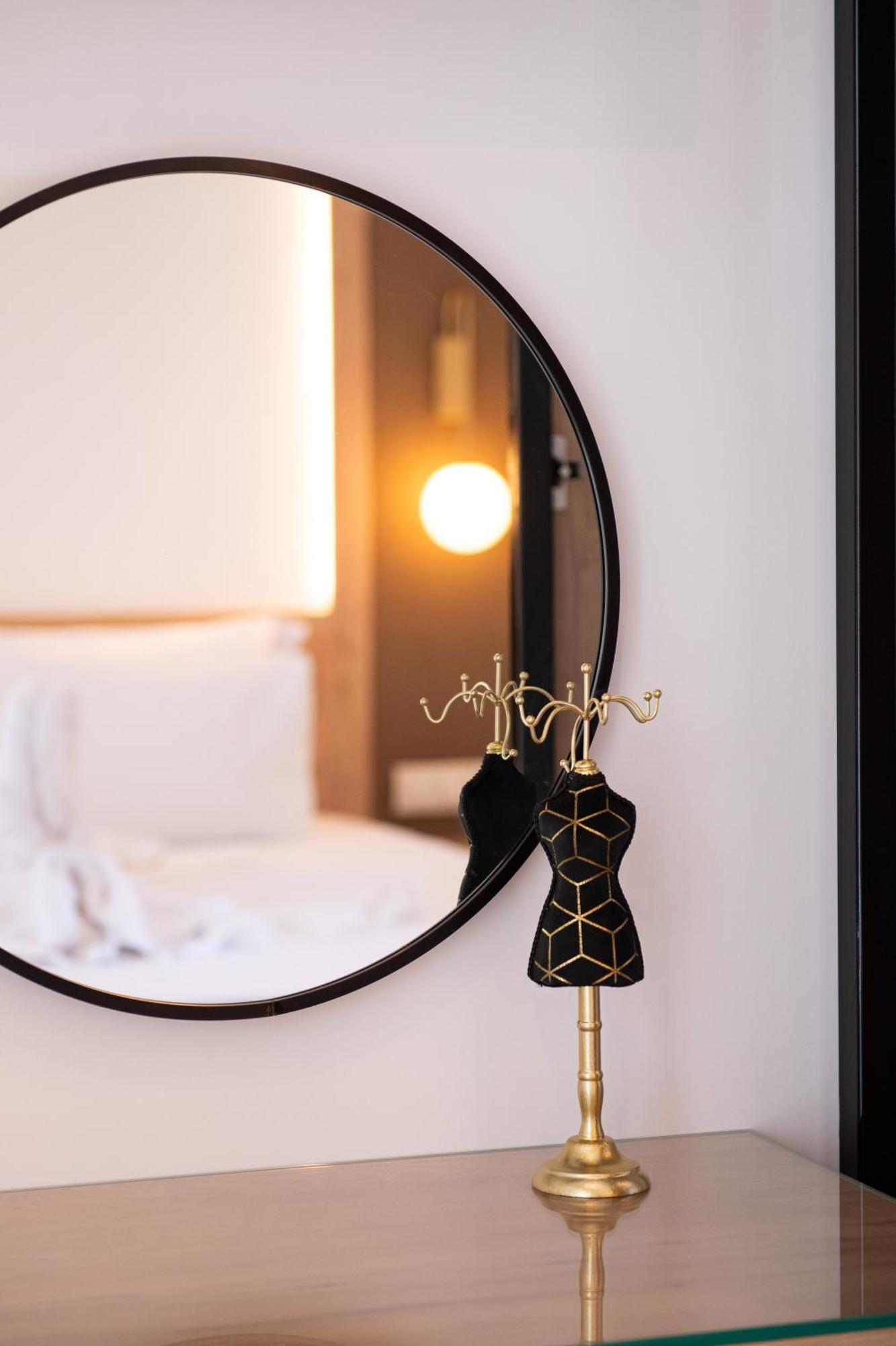 Olivento Beach Front Suites بوتوس المظهر الخارجي الصورة