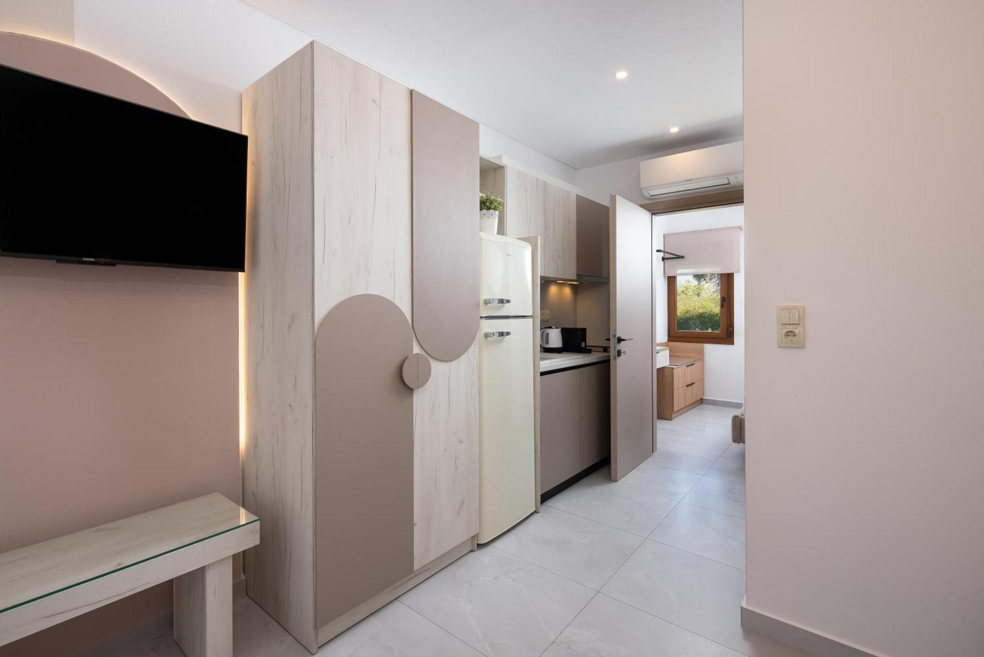 Olivento Beach Front Suites بوتوس المظهر الخارجي الصورة
